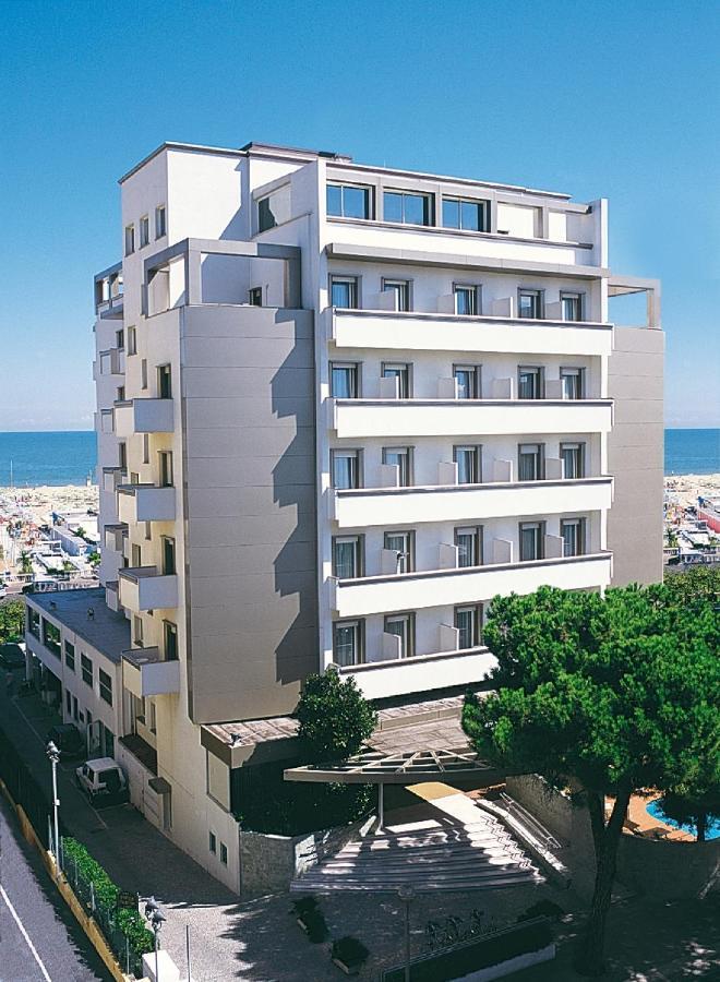 National Hotel Rimini Kültér fotó