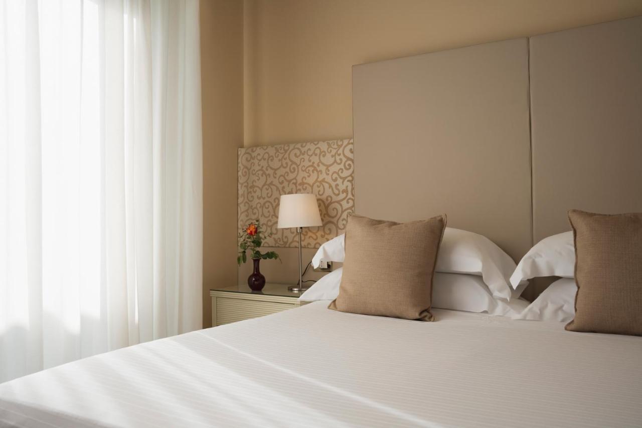 National Hotel Rimini Kültér fotó